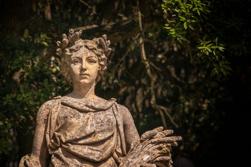 Statue 3494754 1920 Yin-Metall-Büffel, Corona, Statue, Stein, Skulptur, Figur, Kunst, mystisch